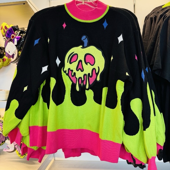 Disney Parks 2025 Her Universe Evil Queen Poison Apple Sweater 2X - NEW - Picture 1 of 3
